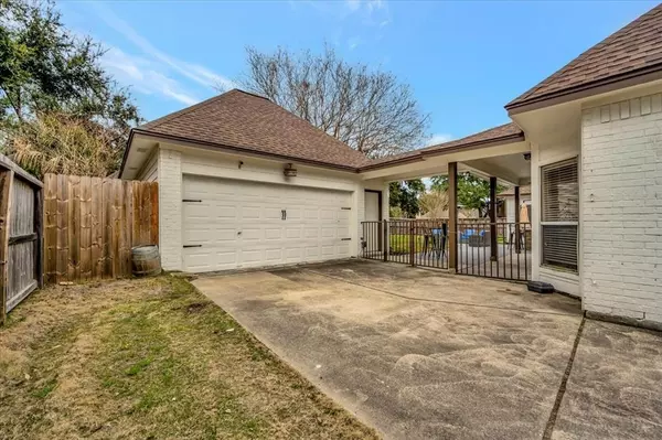 Houston, TX 77062,14927 Wilderness Cliff CT