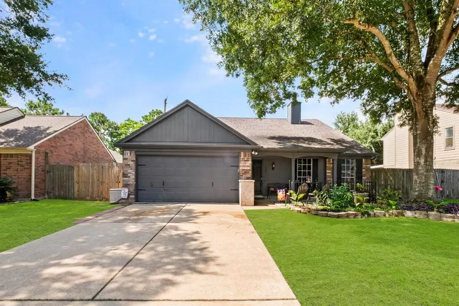 5207 Spring Circle DR, Pearland, TX 77584