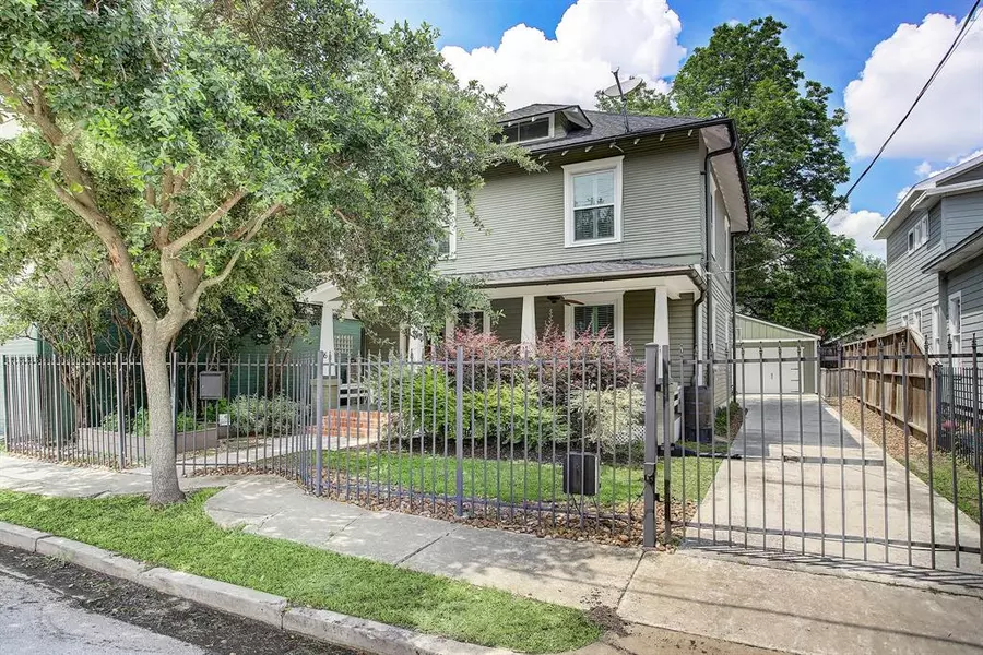 416 Willard ST, Houston, TX 77006