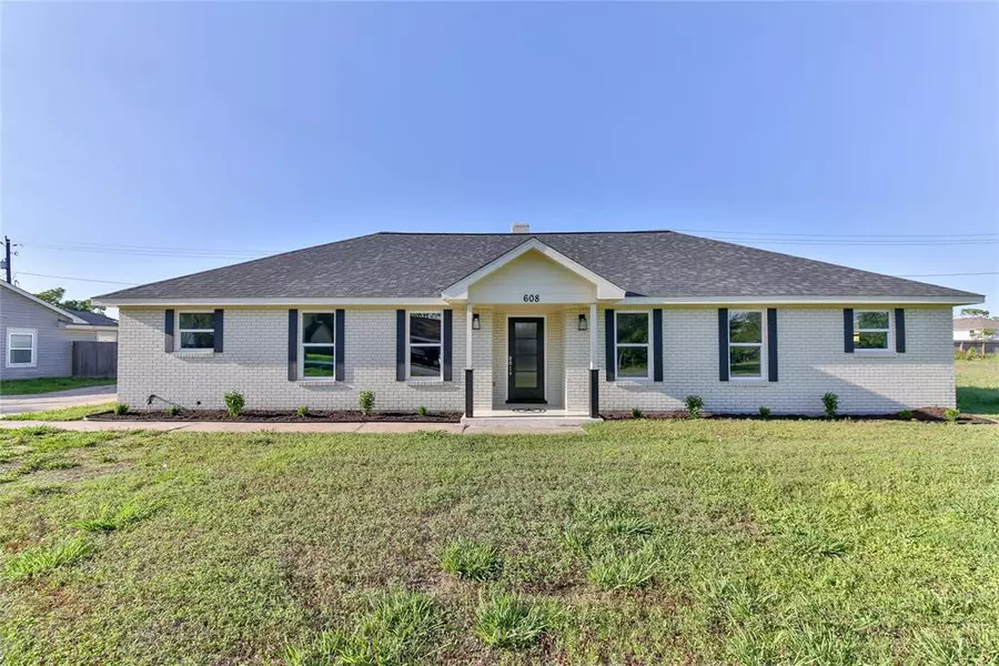 608 Fairfield ST, Shoreacres, TX 77571