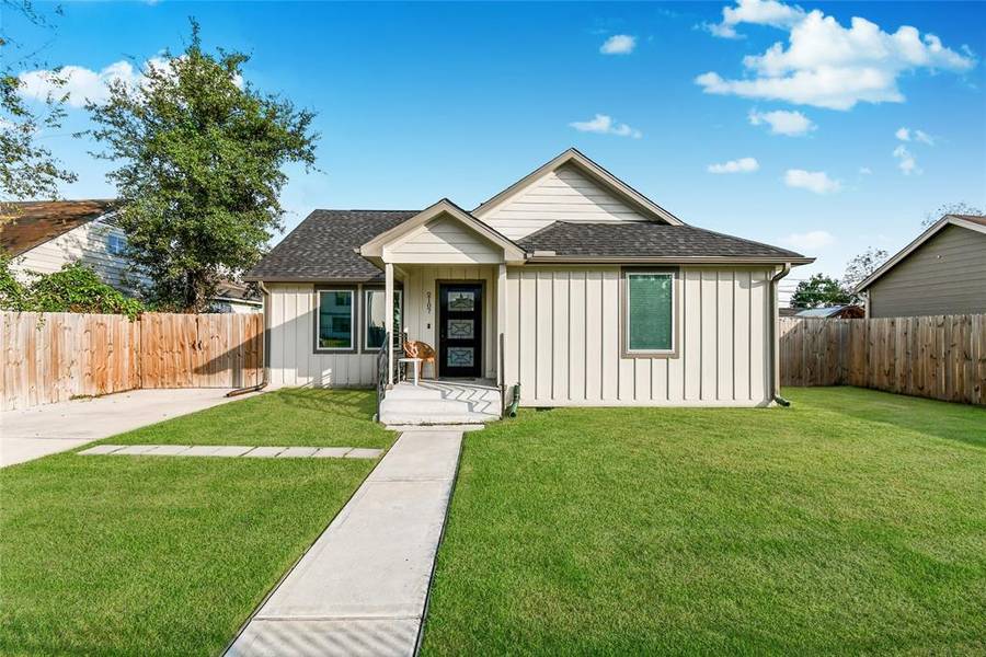 2107 Jean ST, Houston, TX 77023