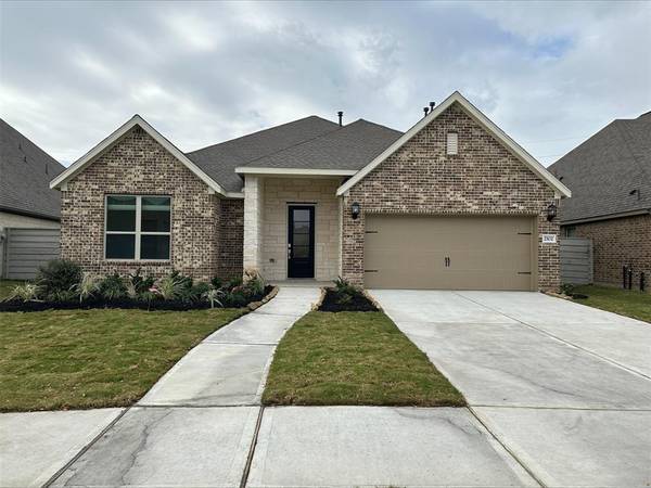 2102 Bayleaf Manor DR, Manvel, TX 77578