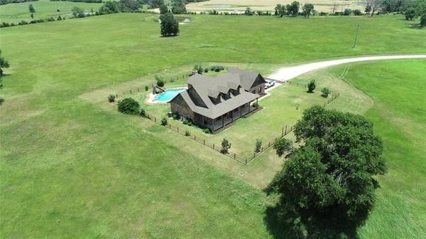 8448 N Fm 39, Jewett, TX 75846