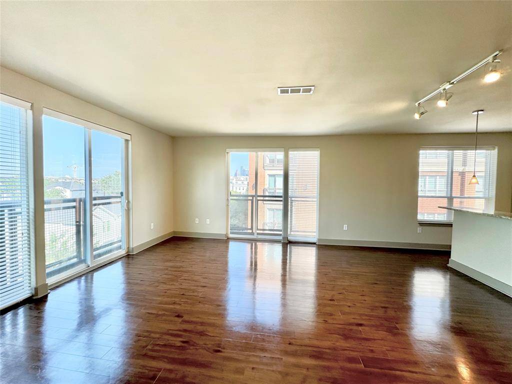 Houston, TX 77019,1340 W Gray St ST #328
