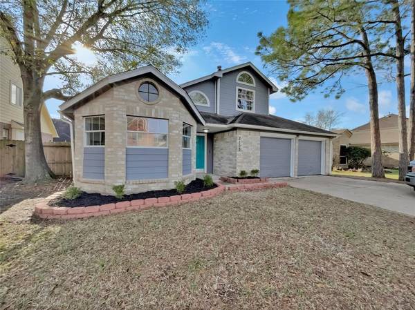 2103 Whirlaway DR, Stafford, TX 77477