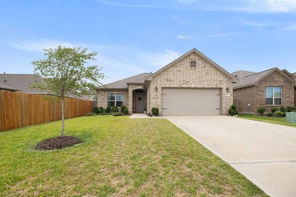 4136 E Bayou Maison CIR, Dickinson, TX 77539