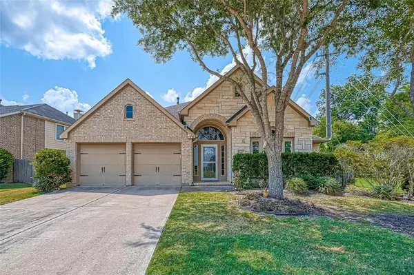 6206 Falling Briar LN, Sugar Land, TX 77479