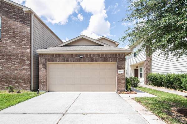 5214 Dauntless DR,  Houston,  TX 77066