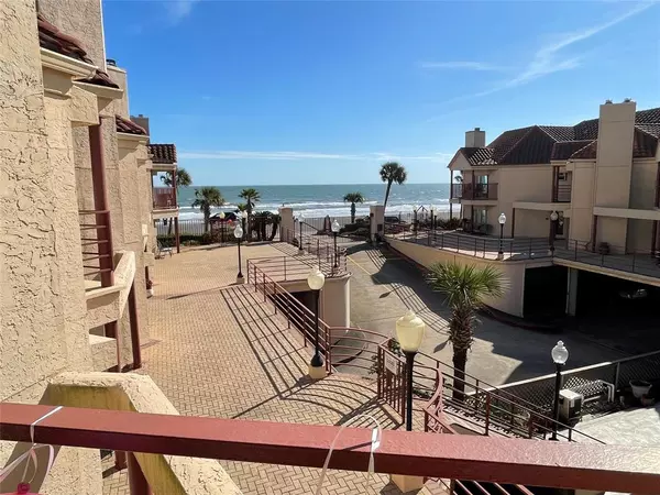 Galveston, TX 77551,7312 Seawall BLVD #218