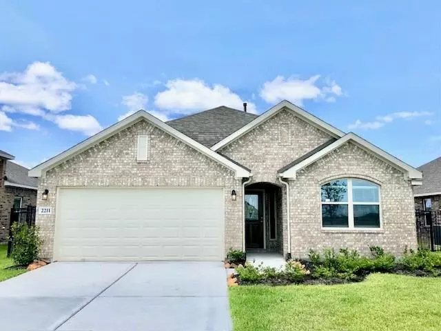 2211 Manila Lane, Texas City, TX 77568