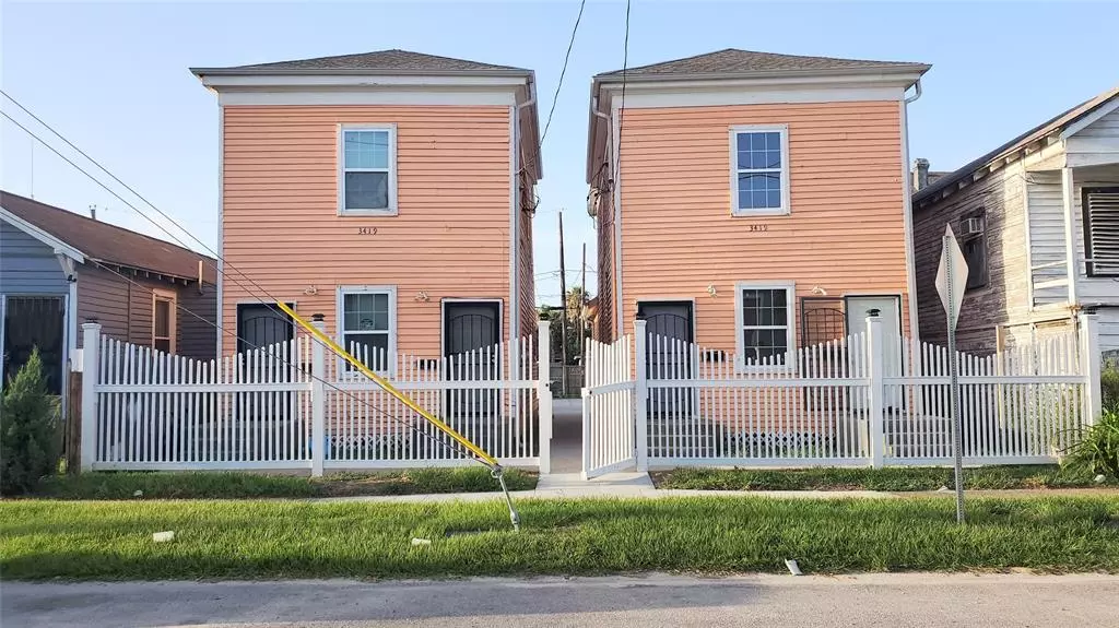 3419 Sealy ST, Galveston, TX 77550