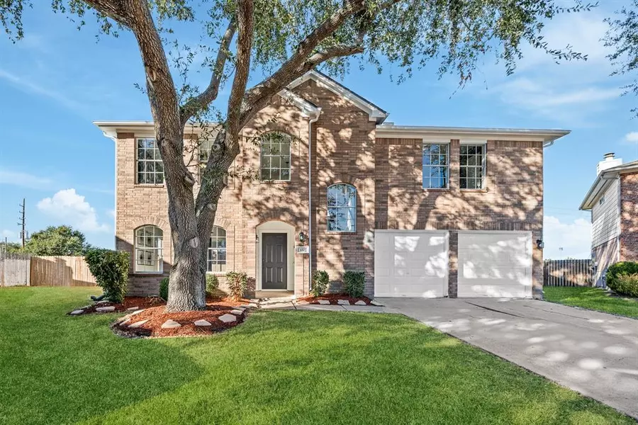 16802 Pheasant Creek CT, Sugar Land, TX 77498