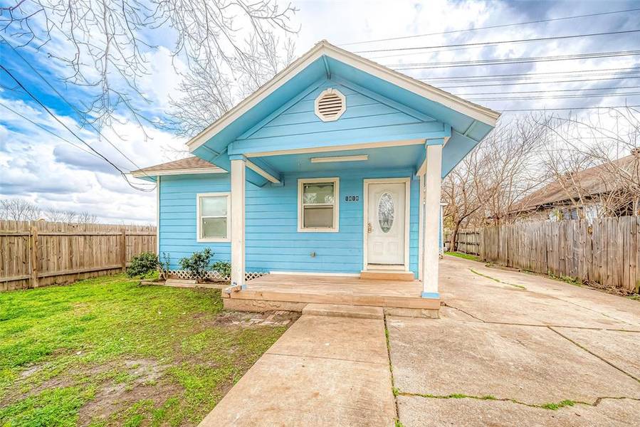 1818 Ryon ST, Houston, TX 77009