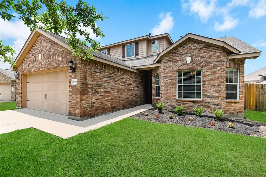 9850 Opal Rock DR, Rosharon, TX 77583