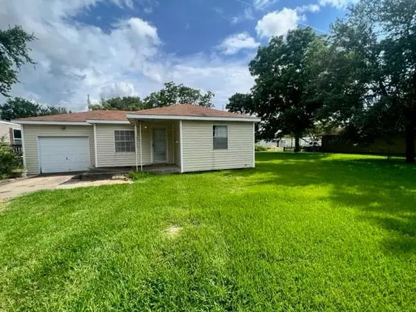 2206 1st AVE S, Texas City, TX 77590