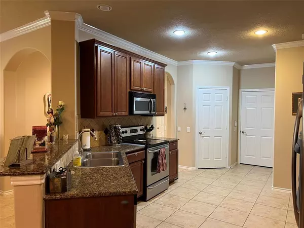 Katy, TX 77494,5330 Greenbrae LN