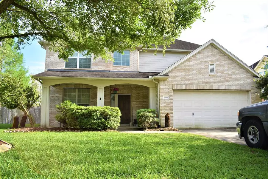 9014 Sundown DR, Pearland, TX 77584