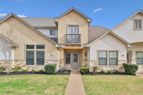 3802 Silverthorne LN, College Station, TX 77845