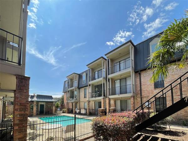 2425 Underwood ST #358, Houston, TX 77030