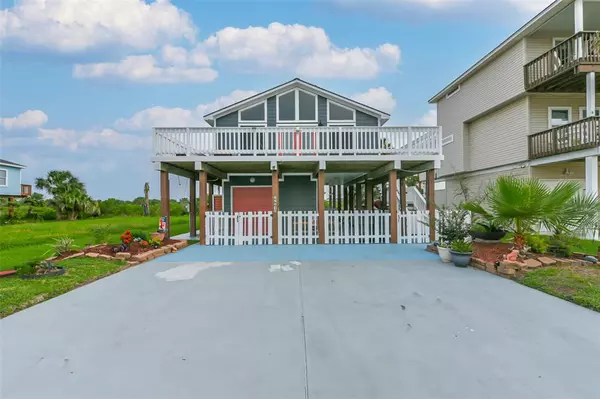 22513 Bay Point DR, Galveston, TX 77554