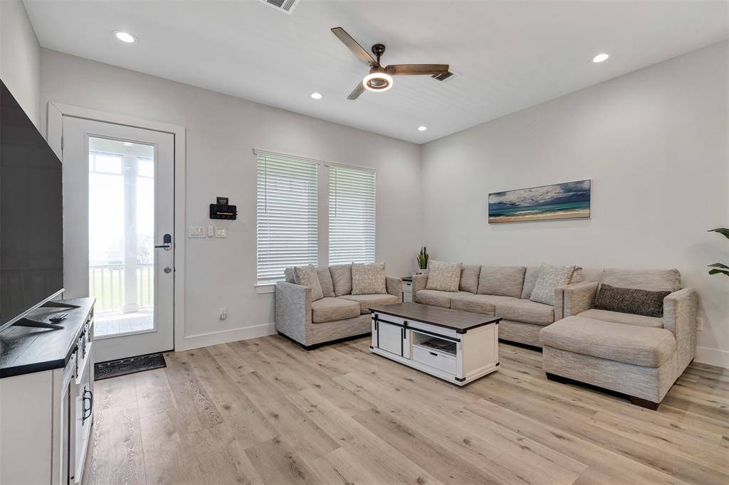 Galveston, TX 77554,18515 Shaman DR