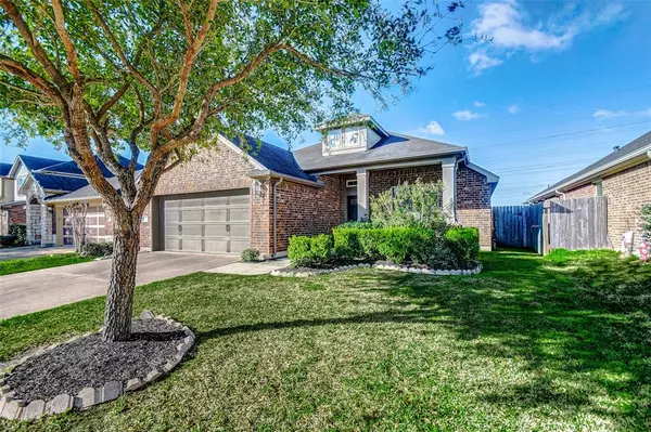 8302 Solitude Hill LN, Richmond, TX 77407