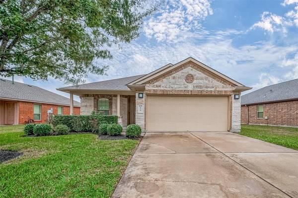 170 Rustic Colony LN,  Dickinson,  TX 77539