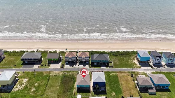 1121 Blue Water DR, Crystal Beach, TX 77650