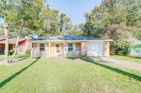 1307 Denison AVE, Cleveland, TX 77327