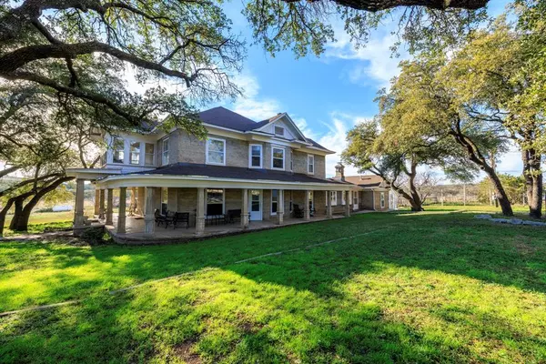 Sonora, TX 76950,000 Deberry Lane