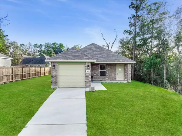 3036 Apache ST, Willis, TX 77378