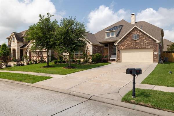 578 Southampton LN, League City, TX 77573