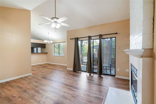 3500 Tangle Brush Drive DR #182, The Woodlands, TX 77381