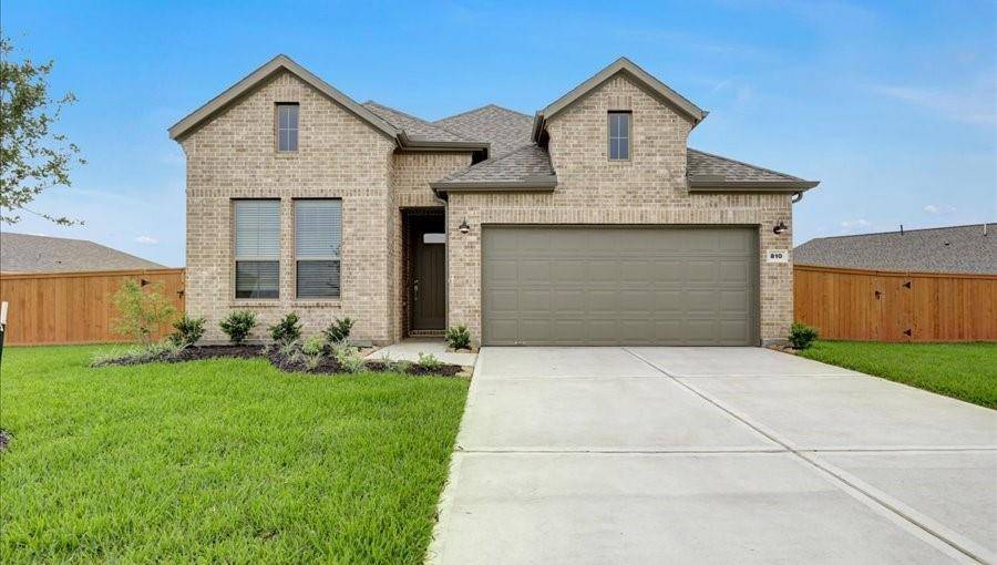 810 Whispering Winds, Beasley, TX 77417