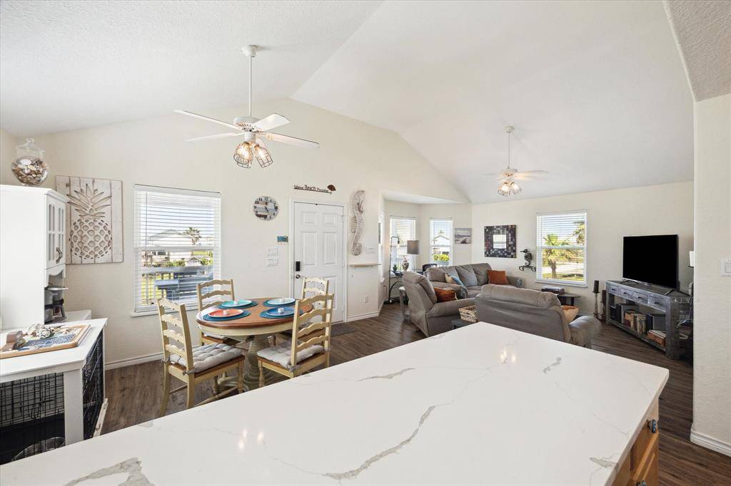 Galveston, TX 77554,4003 Reeves DR