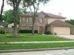 2324 Colleen DR, Pearland, TX 77581