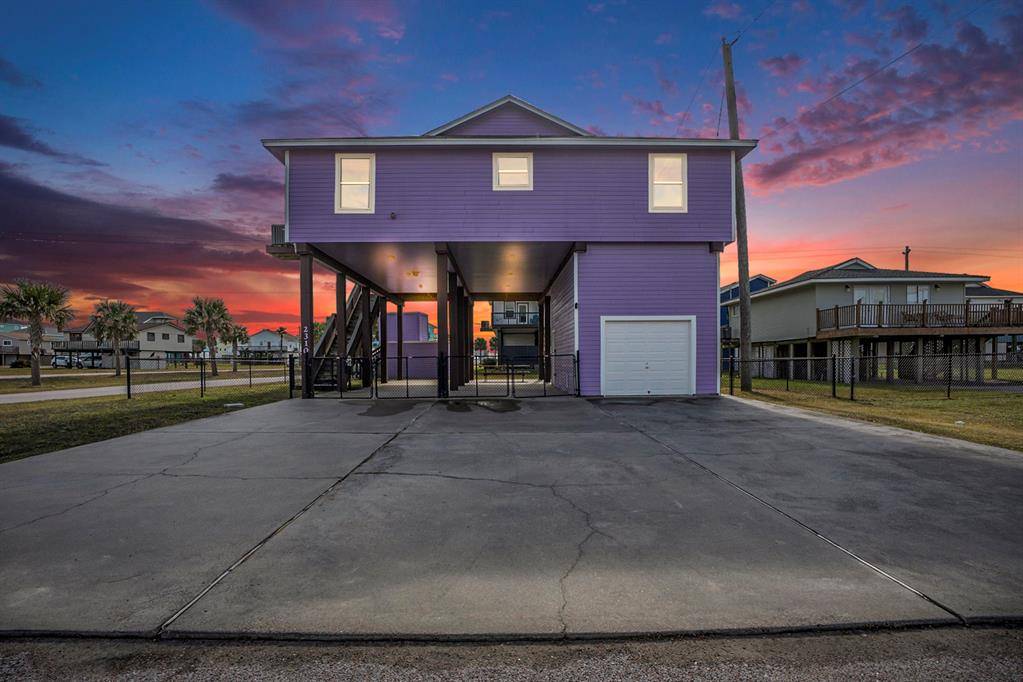 23101 Camino ST, Galveston, TX 77554