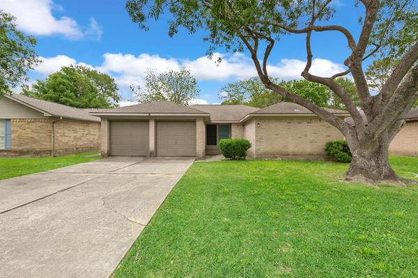 314 Bayridge DR,  League City,  TX 77573