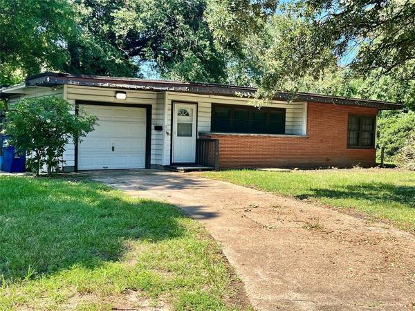 604 20th AVE N, Texas City, TX 77590