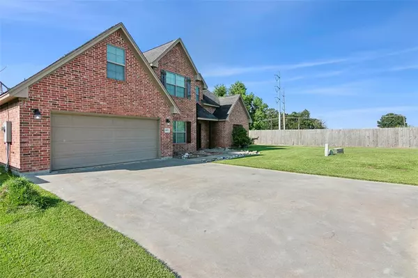 Nederland, TX 77627,1815 Lindsey LN