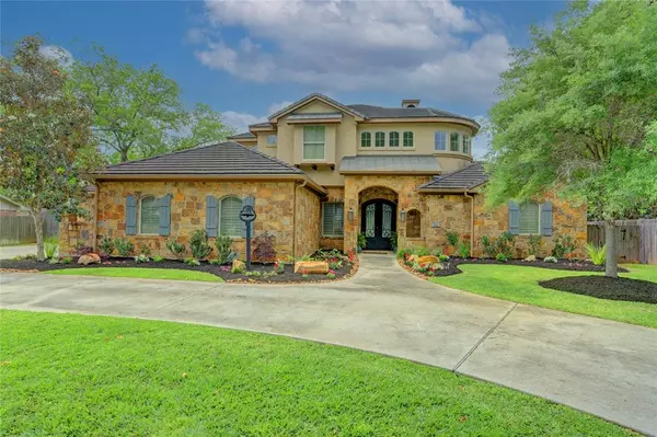 Sugar Land, TX 77478,106 Sorrento ST