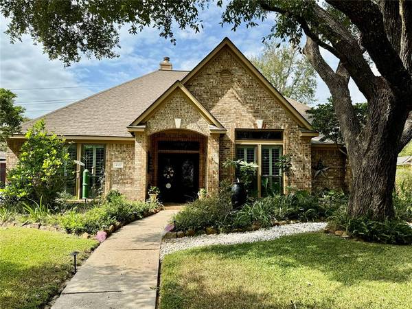 4327 Brook Shadow DR, Houston, TX 77345