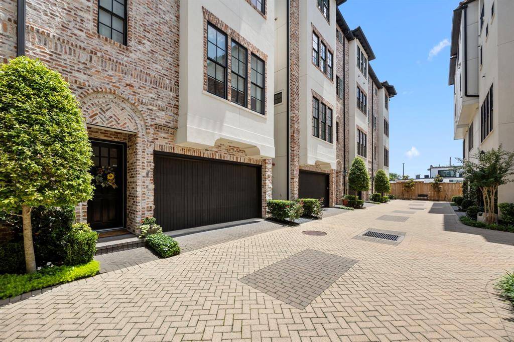 Houston, TX 77019,11 Robita ST