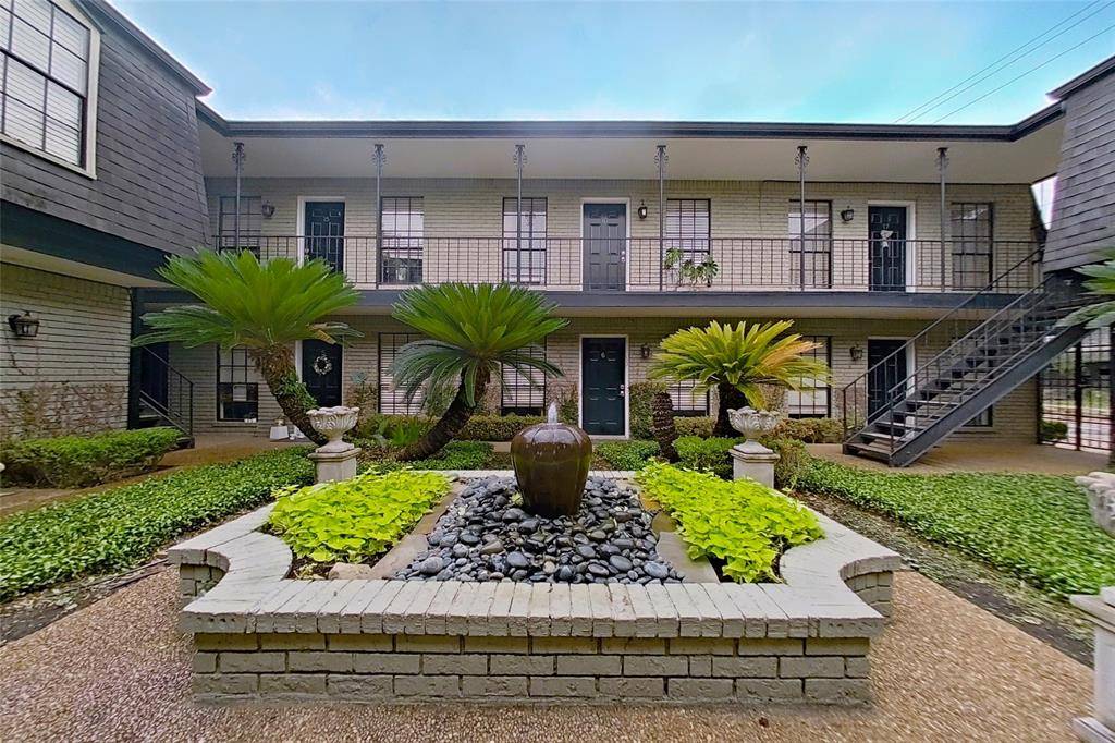 Houston, TX 77006,3402 Garrott ST #2