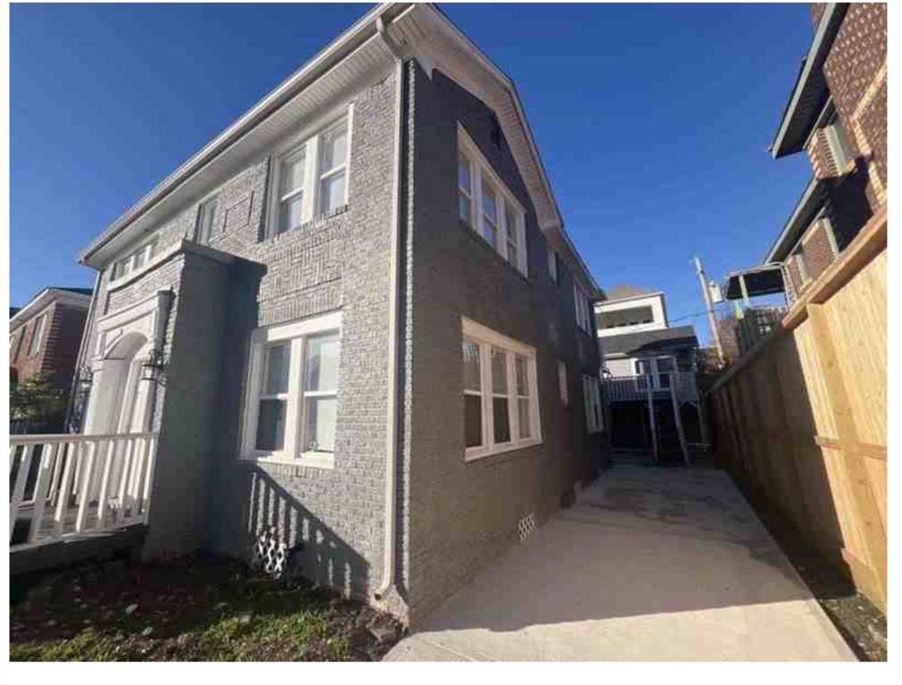 Houston, TX 77019,408b W Polk ST