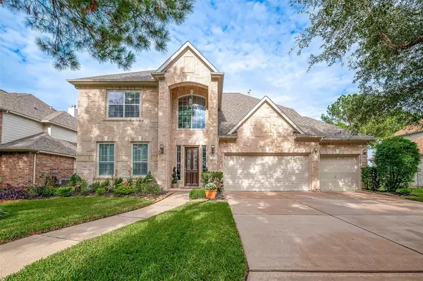 10910 Castle Peak DR, Houston, TX 77095