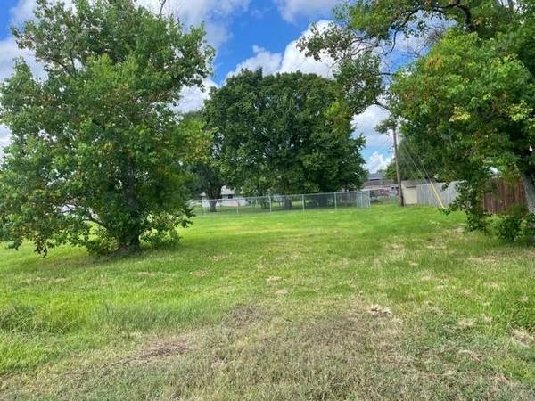 511 Manor AVE, Arcola, TX 77583