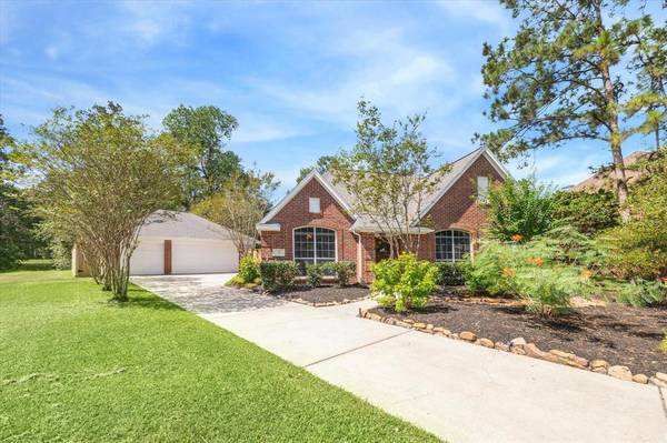 35 Shady Pond PL, The Woodlands, TX 77382