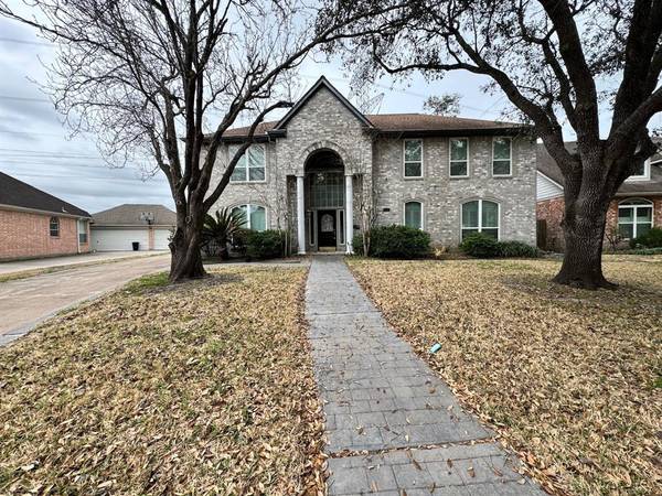 9303 Bent Spur LN, Houston, TX 77064