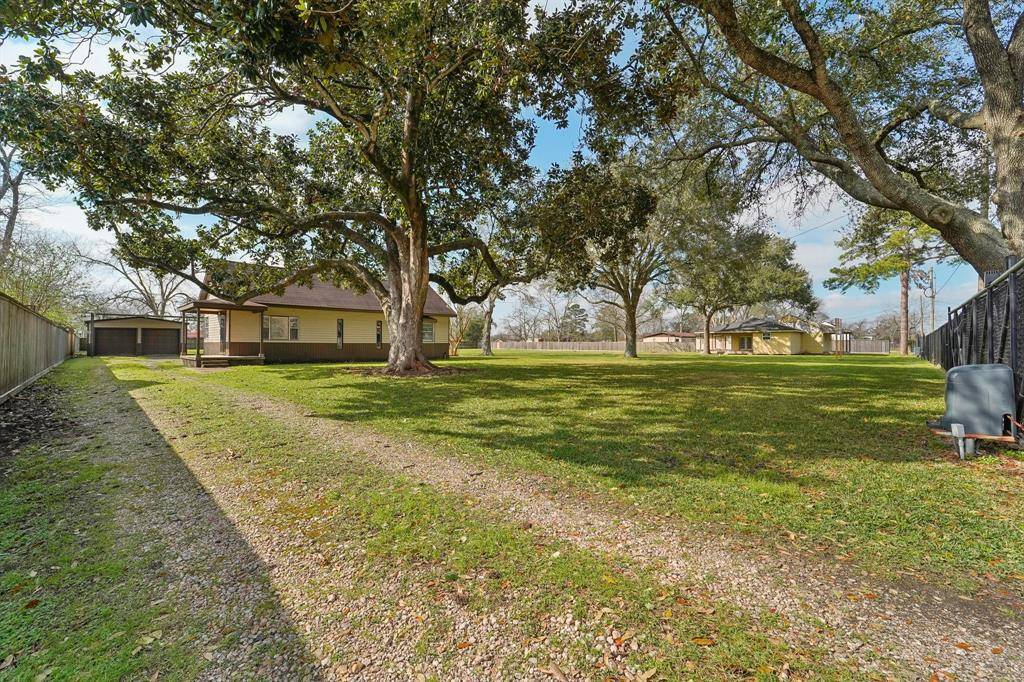 5302 Pine AVE, Pasadena, TX 77503